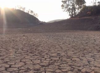 Directivos y estudiantes de la UG llaman a cuidar el agua en esta temporada de estiaje.