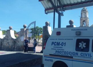 En #Huandacareo hacen a aun lado al personal de Protección Civil y no los vacunan contra el COVID