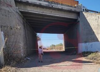 Localizan el cuerpo de una persona sin vida envuelto en una cobija debajo del puente vehicular del libramiento Valle- Celaya.