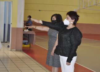 Irene Borja Pimentel tomo protesta como Síndico Municipal suplente en Valle de Santiago.