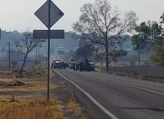 Enfrentamiento entre civiles armados y agentes policiales dejó como resultado dos elementos lesionados en Acambaro.