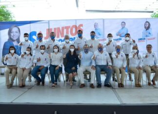 Se realiza en Uriangato reunión de líderes panistas con candidatos por el PAN.