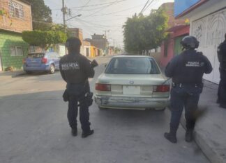 EN DOS DISTINTOS HECHOS, TRES PERSONAS, UNA DE ELLAS MENOR DE EDAD, FUERON DETENIDAS POR LA POLICÍA MUNICIPAL AL CONDUCIR VEHÍCULOS CON REPORTE DE ROBO