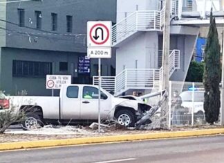 Accidente vehicular dejó como saldo dos escoltas lesionados de la Secretario de Seguridad Pública del Estado