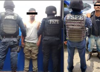 Las Fuerzas de Seguridad Pública del Estado detuvieron a dos sujetos en posesión de sustancias ilícitas y una motocicleta