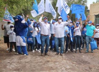Jorge Ortiz, candidato del PAN a la Diputación local por el XX distrito visito la comunidad de Ozumbilla, en YURIRIA.