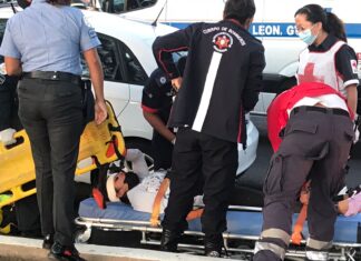 Muere conductor de motocicleta tras ser arrollado por un automóvil en León