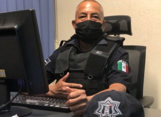 Margarito Amaro un elemento de la Policía Preventiva de Silao a sus 63 años de edad inició el proceso educativo para terminar la Prepa