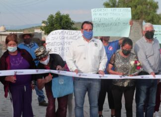 PRESIDENTE MUNICIPAL ENTREGA OBRA DE INFRAESTRUCTURA VIAL E HIDRÁULICA, EN BUENA VISTA DE PARANGUEO.