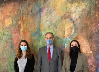 La Presidente Municipal de Salvatierra Karla Alejandrina Lanuza Hernández constantemente lleva reuniones con los maestros jubilados para conocer sus necesidades