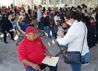Abrirán fecha extraordinaria para vacunar a personas de 50 a 59 años en León.