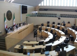 Antes de dejar el cargo diputados locales de Guanajuato se despachan con viaje a Chicago