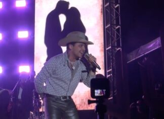 Cristian Nodal se presentó en la feria de León ante un lleno total