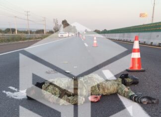 Un elemento del Ejército Mexicano perdió la vida tras caer de un vehículo oficial en movimiento