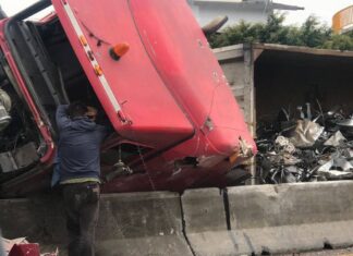 Accidente vehicular dejó como saldo tres personas heridas en Apaseo el Alto