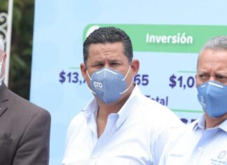 Diego Sinhue respalda a Zamarripa. «La UIF lo puede seguir investigando», dijo