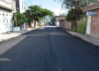 MANTENIMIENTO ASFÁLTICO DE LAS CALLES SERAPIO RENDÓN Y BELISARIO DOMÍNGUEZ EN CABECERA MUNICIPAL DE MOROLEON.