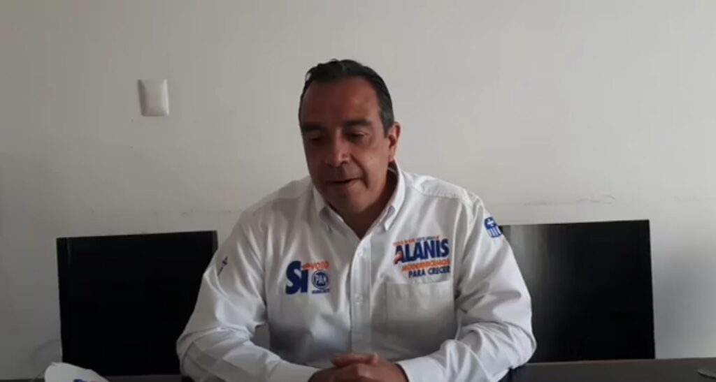 Alejandro Alanis sigue trabajando para conformar su equipo de trabajo ...