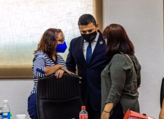 La Fiscalía General del Estado informa que se mantiene una estrecha comunicación y colaboración efectiva con familiares de personas desaparecidas, a través de mesas de trabajo y reuniones particulares en distintos municipios del estado