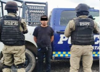 Detienen las FSPE en Apaseo el Alto a un hombre luego de agredir con arma de fuego contra un diputado local y por el presunto robo de dos vehículos