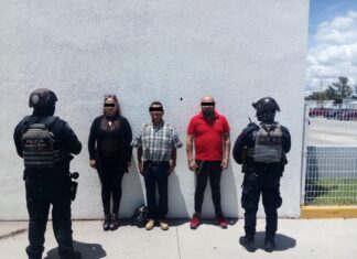 ELEMENTOS DE POLICÍA MUNICIPAL RECUPERAN VEHÍCULO CON REPORTE DE ROBO VIGENTE