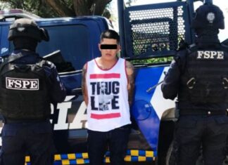 Efectivos de la FSPE aseguraron a un sujeto en posesión de droga, un arma de fuego, cartuchos útiles y un vehículo en Cueramaro