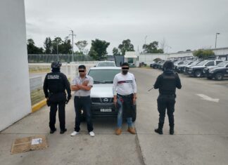 DOS HOMBRES FUERON DETENIDOS POR LA POLICÍA MUNICIPAL DE CELAYA, TRAS SER CAPTADOS POR C4, CUANDO TRIPULABAN UNA CAMIONETA CON REPORTE DE ROBO