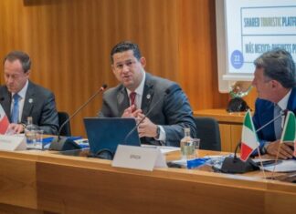 De gira por Europa gobernador de Guanajuato anuncia nueva inversión de Pirelli.