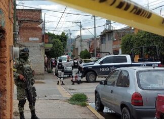 Un ataque armado dejó como saldo dos hombres sin vida y uno más gravemente herido en León