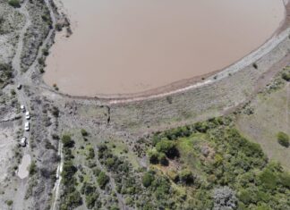 Autoridades de San Miguel de Allende atiende zonas afectadas por el desborde de cauce en la parte alta del municipio