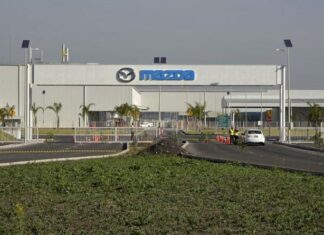 La armadora Mazda en Salamanca entrará en paro técnico debido a la falta de chips