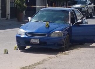 Ejecutan a un hombre al interior de un vehículo en la colonia Las Margaritas en León