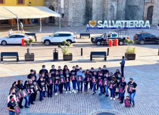 Unidos Contra el Cáncer de Mama en Salvatierra.