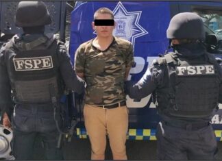 Detienen elementos de las #FSPE en la ciudad de #León a los tripulantes de un automóvil, estaban en posesión de una pistola .9 milímetros con 10 cartuchos útiles