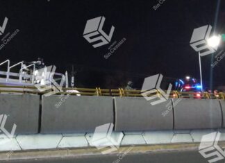 Localizan restos humanos en una bolsa sobre el puente Irrigación en Celaya.