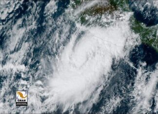 Se intensifica y avanza hacia Michoacán, Huracán «Rick»