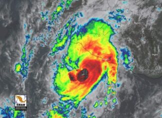 ⚠️IMPORTANTE: #Rick mantiene su potencial como huracán en su aproximación a Michoacán-Guerrero.