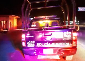 Localizan el cuerpo de un bebé de dos años de edad enterrado en el patio de la casa donde vivía en Yuriria.