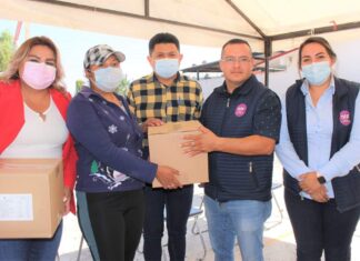 PARTICIPA PRESIDENTE MUNICIPAL EN ENTREGA DE DESPENSAS EN LA COMUNIDAD DE EL MOLINITO