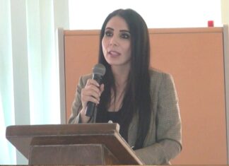 Presidenta municipal de Moroleón reconoce que ha sido amenazada después de asesinato de su madre.