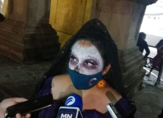 Feministas pusieron altar para honrar a 154 mujeres asesinadas en el 2020 en Guanajuato