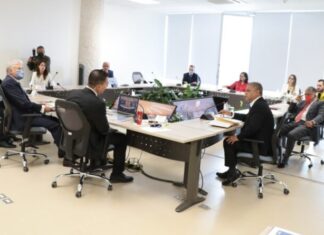 Diputados de MORENA señalan a Alvar Cabeza de Vaca por no asumir su responsabilidad ante violencia en Guanajuato.