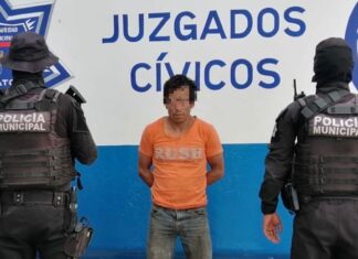 Detiene Policía Municipal a tres por robo a empresa.