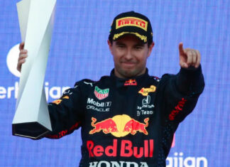 «Checo» Pérez se convierte en el primer mexicano en subir al podio en el Gran Premio de México.