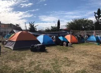 Lentos de la Guardia Nacional en León, trabajan durante 20 horas y duermen a la interperie