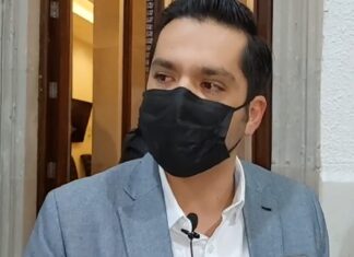 Presidente municipal aplaude el cambio de semáforo a verde promovido por el estado