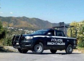Cuando tiraban un cadáver cuatro sujetos fueron detenidos en Zitácuaro Mich.