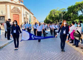 Conmemoran el CXI aniversario de la Revolución Mexicana en Salvatierra.