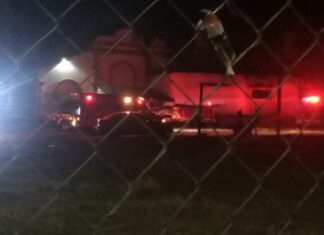 Trabajan casi cuatro horas bomberos de Celaya para controlar incendio en cigarrera.