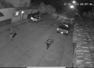Ingresa célula criminal a municipio de Chinicuila Mich. atacando con armas de fuego y drones.